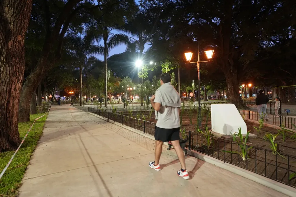 PLAZA